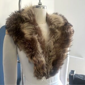 Dramatic Ethical Vintage Fur Collar with Snaps